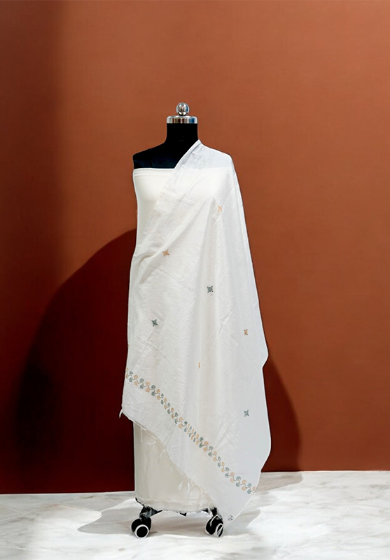 Kasuti embroidered dupatta with traditional motifs