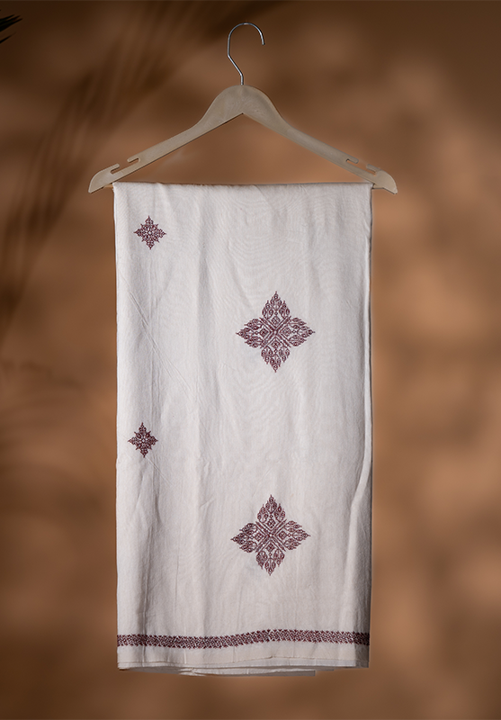 Luxurious Kasuti embroidery on premium fabric saree