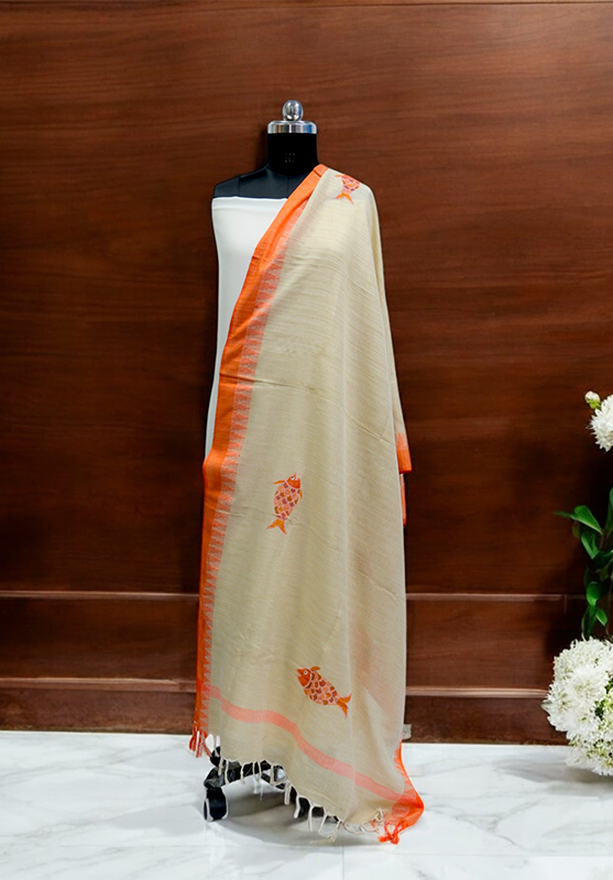 Ethnic dupatta with Bhil painting