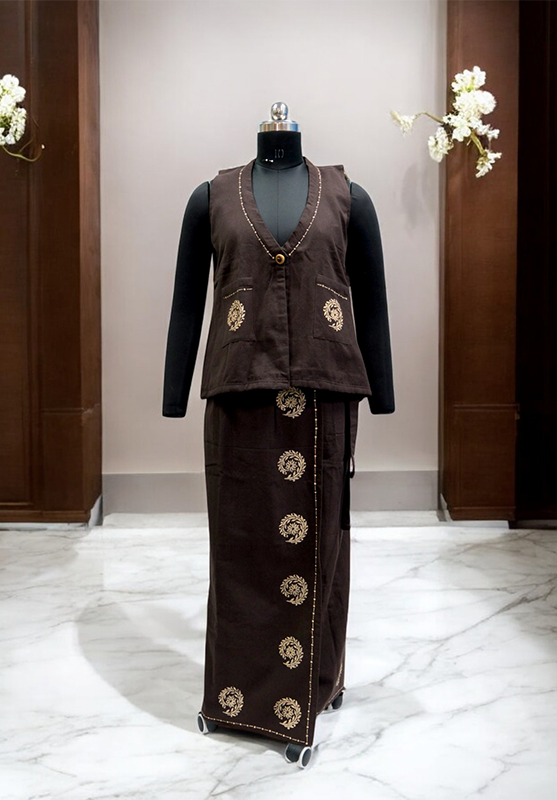 Ethnic cotton wrap skirt featuring Sanjhi hand painting