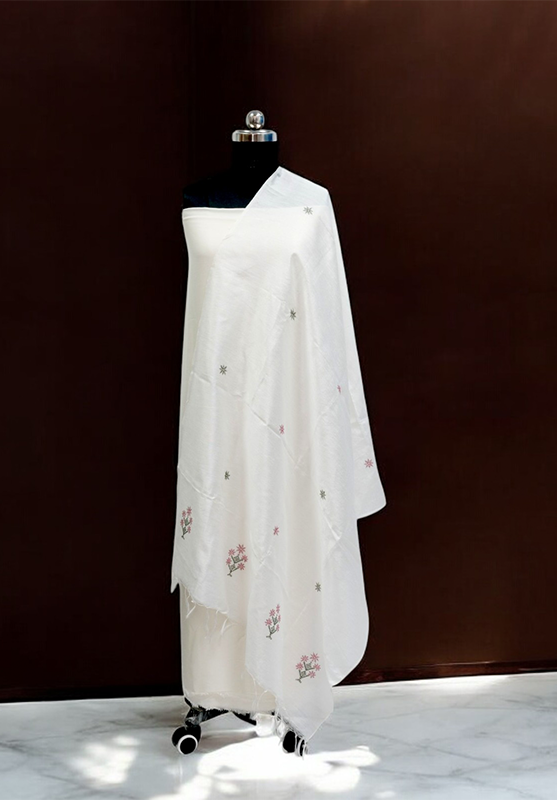 Artisan-made Kasuti embroidery with rich cultural patterns