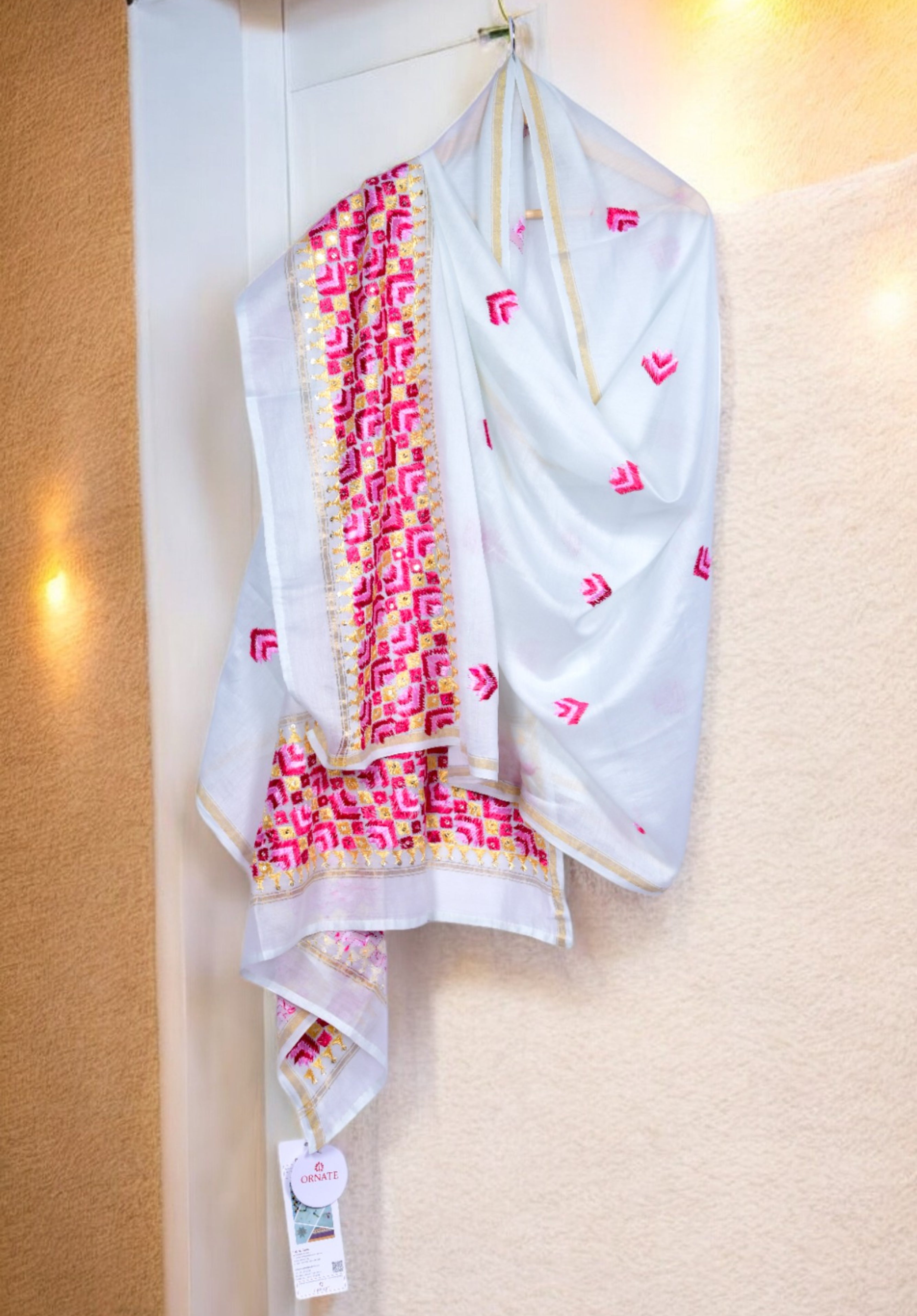 Colorful floral embroidered Phulkari dupatta online