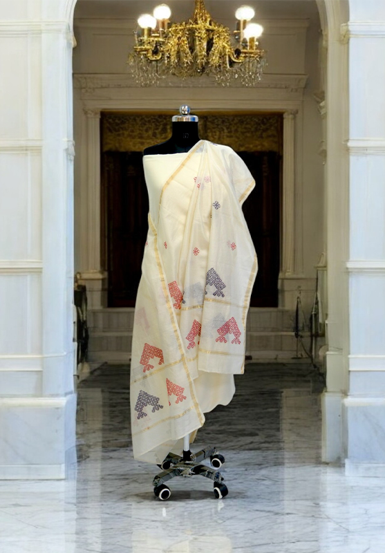 Folded dupatta showing hand embroidery in Kasuti technique