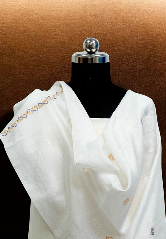 Front view of hand embroidered Kasuti dupatta in off-white with gold border